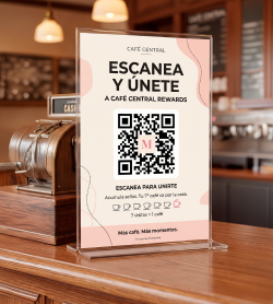 Display con código QR de Café Central